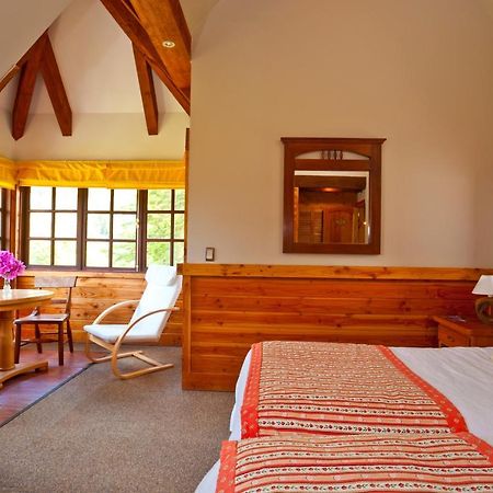 Petrohue Lodge エクステリア 写真