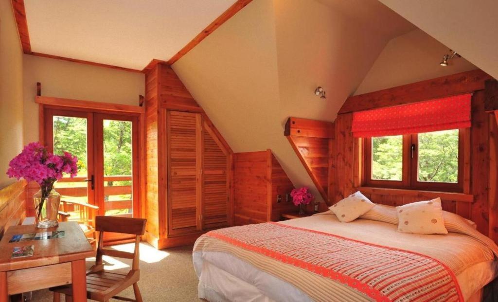 Petrohue Lodge エクステリア 写真