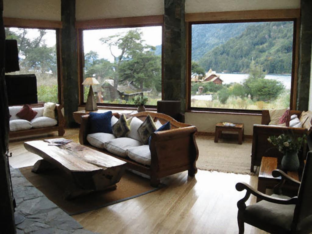 Petrohue Lodge エクステリア 写真